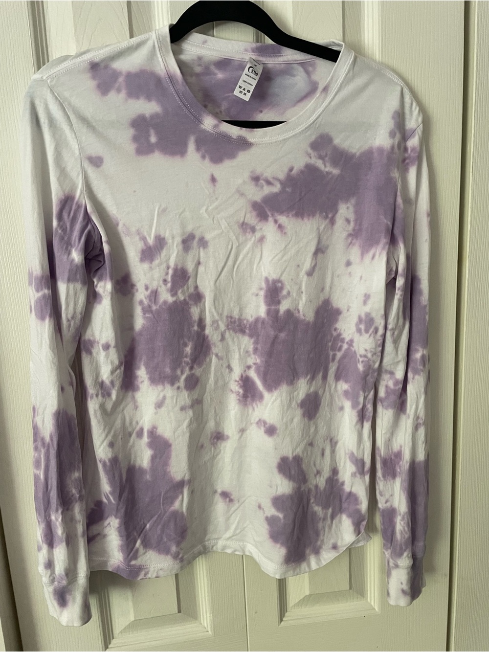 ZYIA Lavender and White Tie-Dye Long Sleeve Tee
